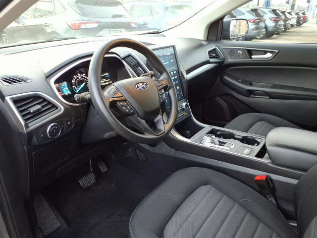 Certified 2021 Ford Edge SE image 9