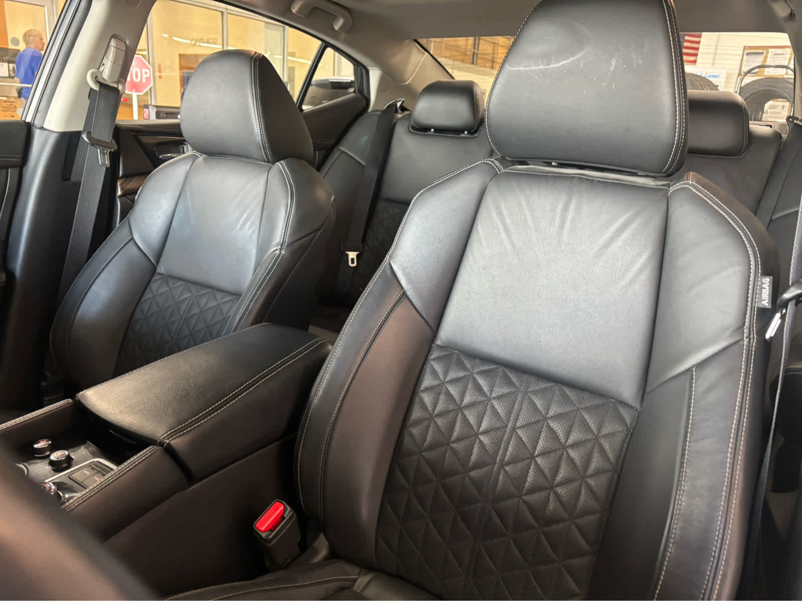 Used 2017 Nissan Maxima Platinum FWD image 25
