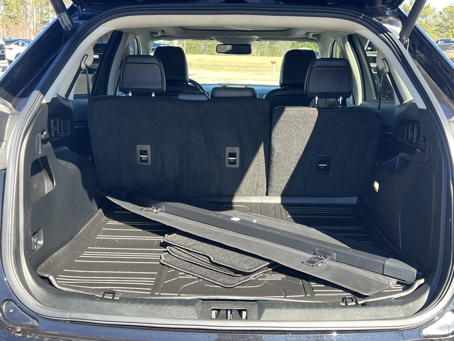 Certified 2022 Ford Edge Titanium w/ Equipment Group 301A image 30