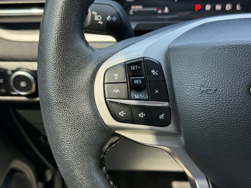 Certified 2023 Ford Explorer XLT w/ Equipment Group 202A AWD/4WD image 34