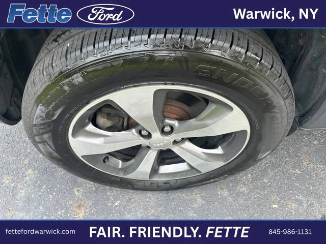 Used 2020 Jeep Cherokee Limited AWD/4WD image 7