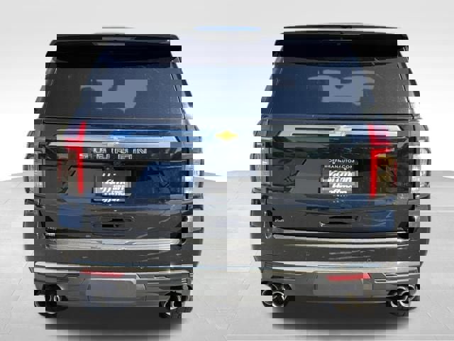 Used 2022 Chevrolet Suburban High Country w/ Premium Package 2 image 4
