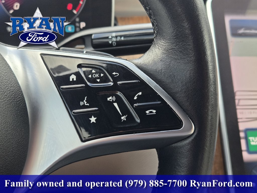 Used 2023 Mercedes-Benz C 300 Sedan w/ Exclusive Trim Package image 23