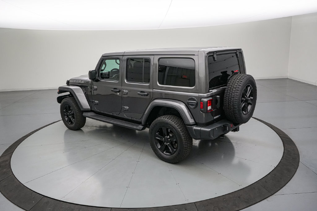 Used 2021 Jeep Wrangler Unlimited Sahara AWD/4WD image 6