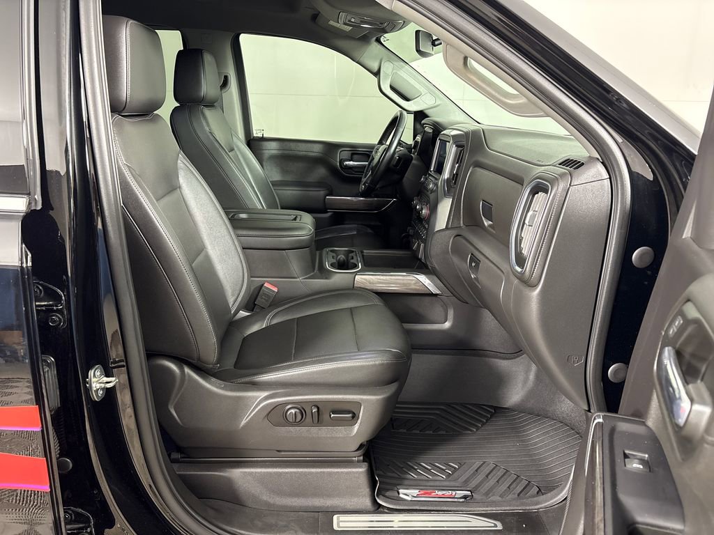 Used 2020 Chevrolet Silverado 1500 LTZ AWD/4WD image 6