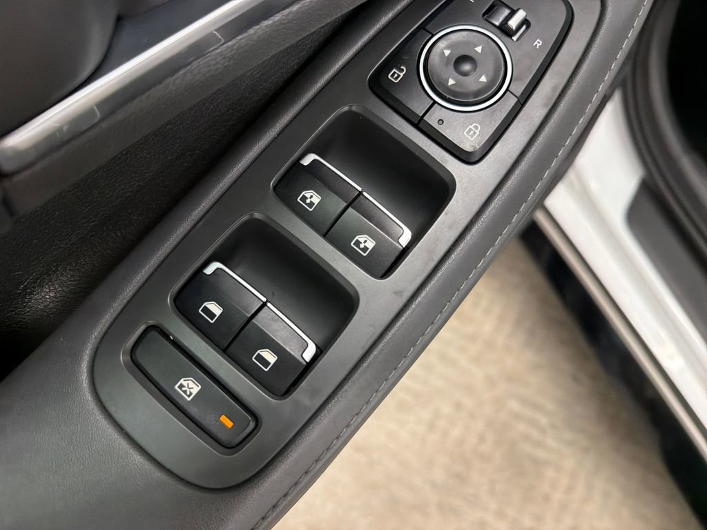 Used 2020 Hyundai Sonata Limited FWD image 18