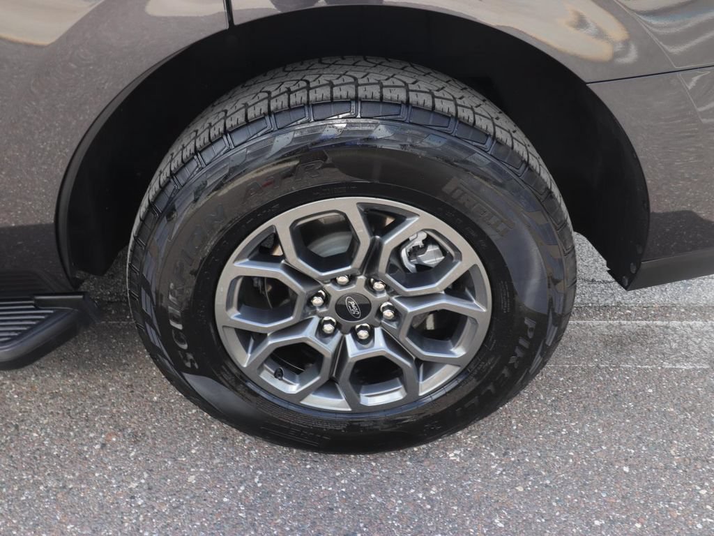 Certified 2025 Ford Expedition Active RWD image 17