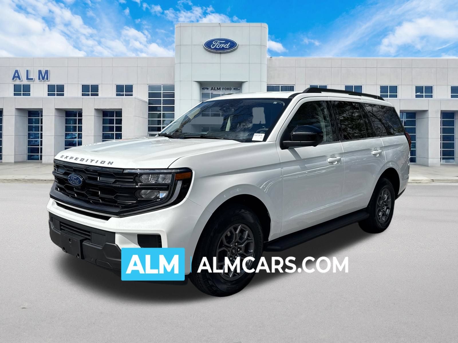 Certified 2025 Ford Expedition Active AWD/4WD image 1