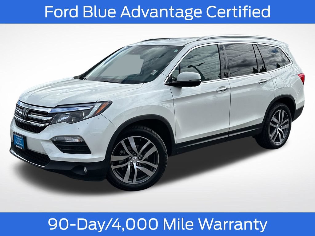 Used 2017 Honda Pilot Touring image 1