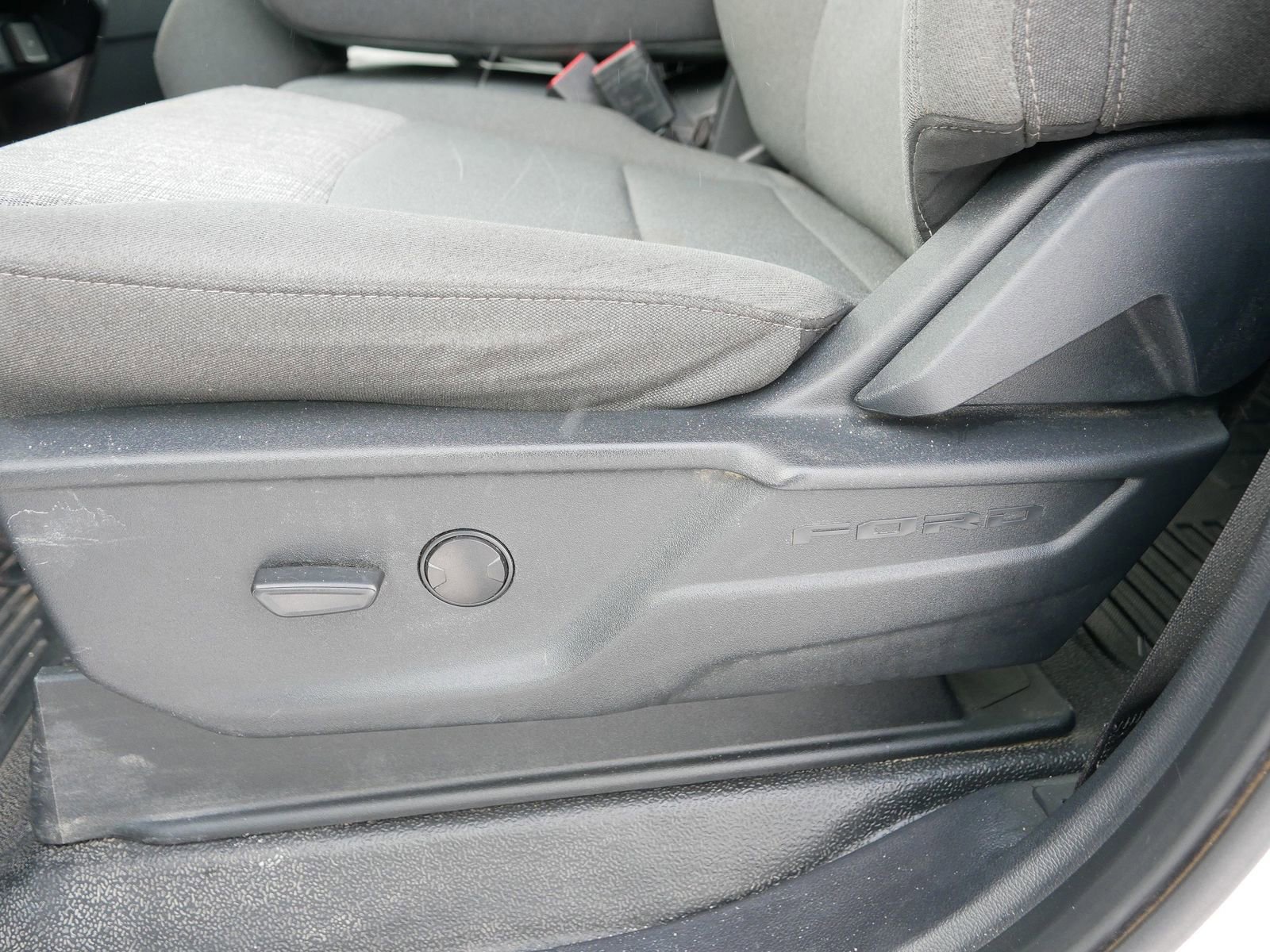 Certified 2024 Ford F350 XLT image 13