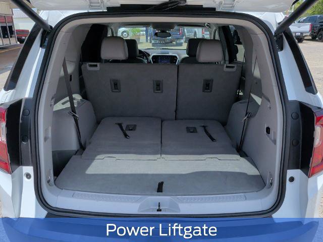 Used 2023 GMC Acadia SLT FWD image 18