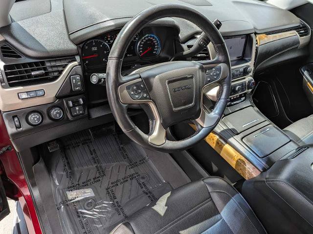Used 2017 GMC Yukon Denali AWD/4WD image 2