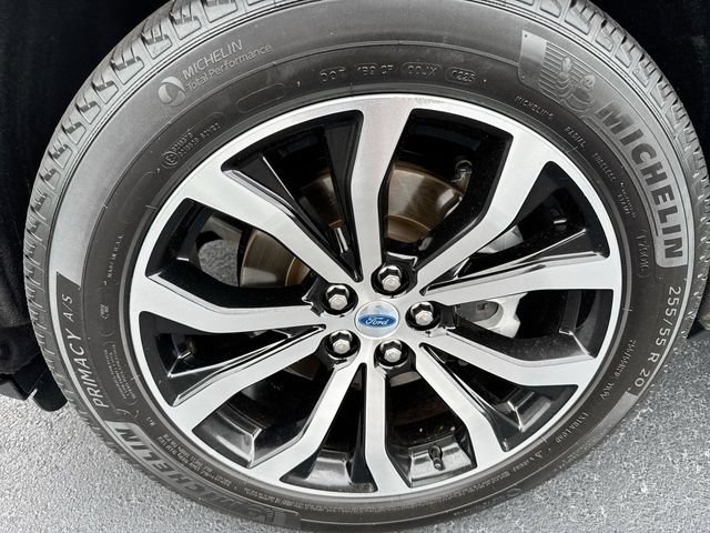 Certified 2025 Ford Explorer ST-Line AWD/4WD image 10