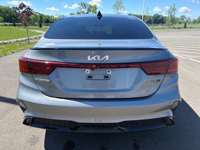 Used 2022 Kia Forte GT-Line w/ GT-Line Premium Package FWD image 9