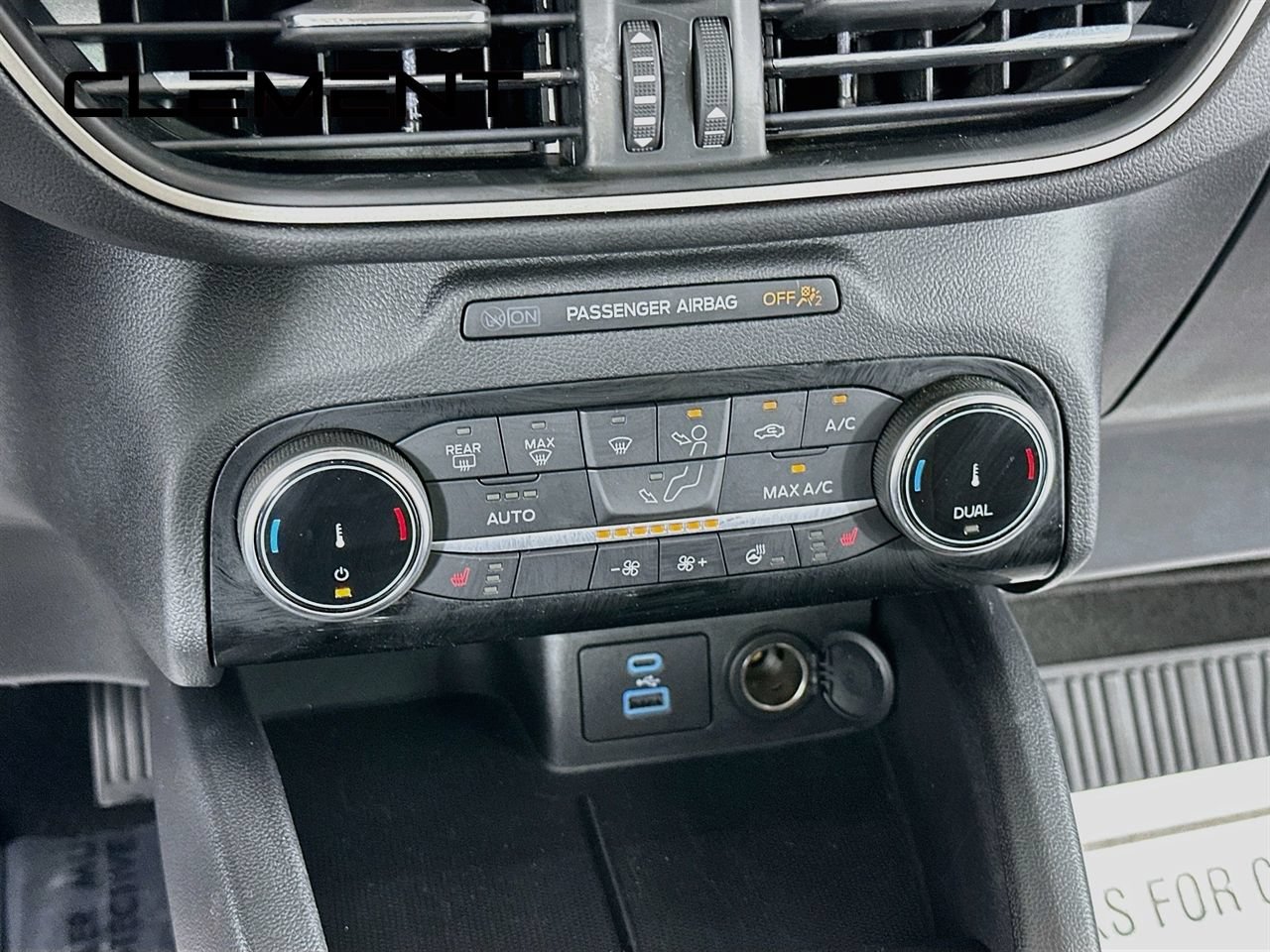Certified 2022 Ford Escape SE w/ SE Sport Appearance Package FWD image 20