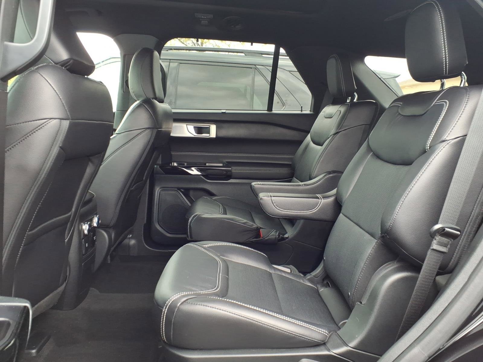Certified 2023 Ford Explorer ST w/ Technology Package AWD/4WD image 6