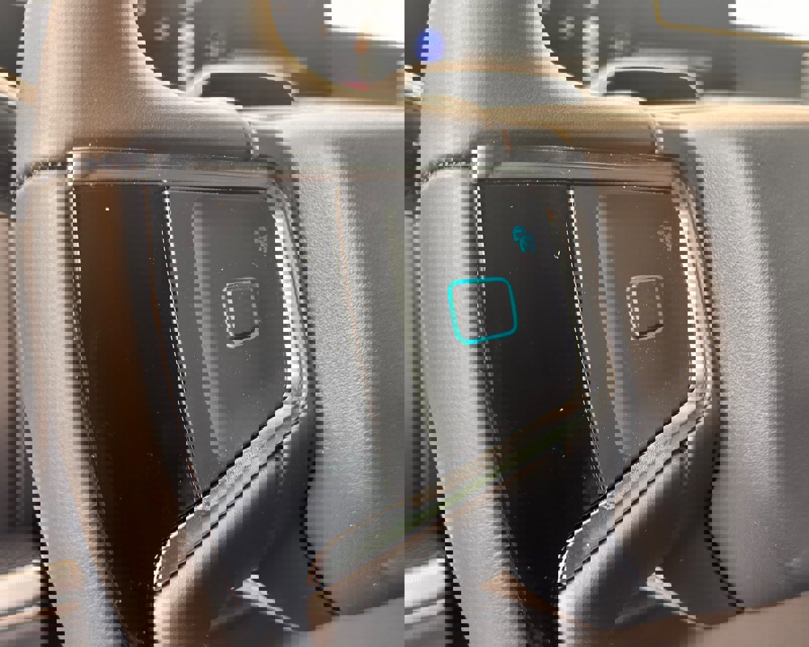 Certified 2025 Ford Expedition Platinum w/ Stealth Appearance Package image 44