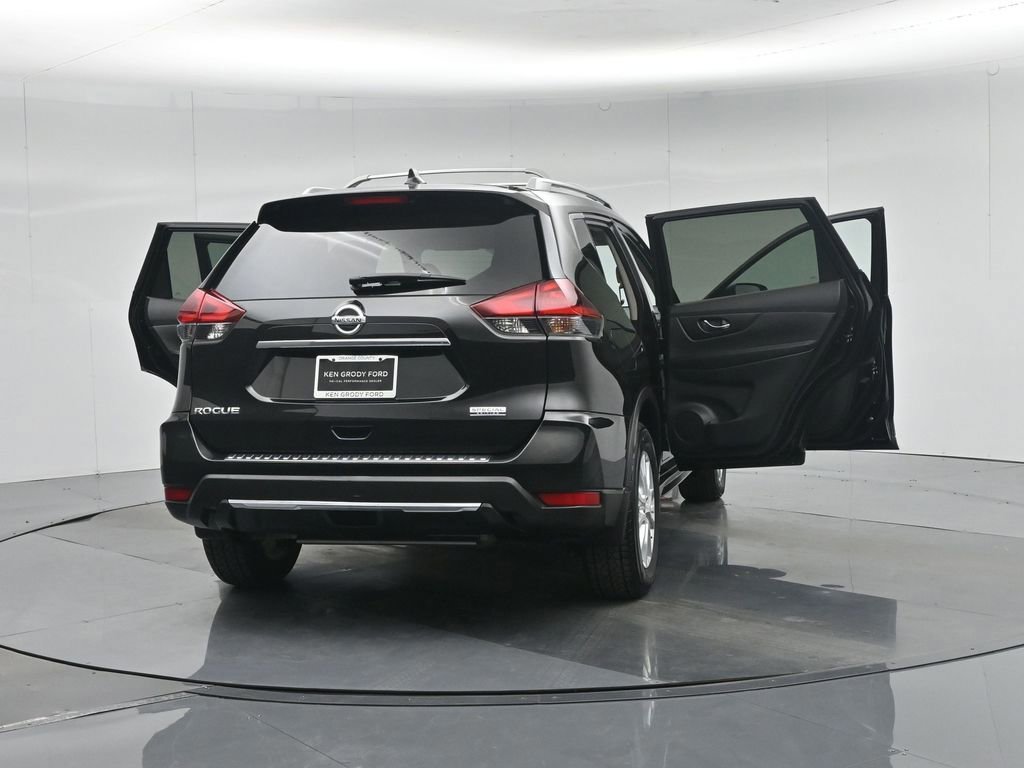 Used 2019 Nissan Rogue S w/ Special Edition Package image 53
