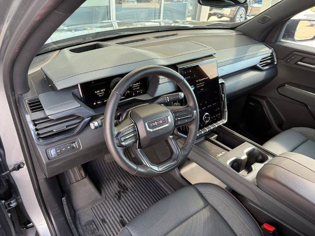 Used 2025 GMC Acadia AT4 w/ Luxury Package AWD/4WD image 17