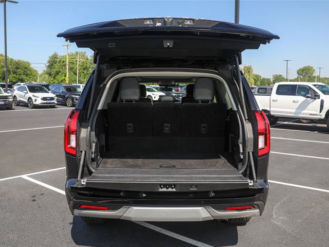Certified 2025 Ford Expedition Platinum AWD/4WD image 19