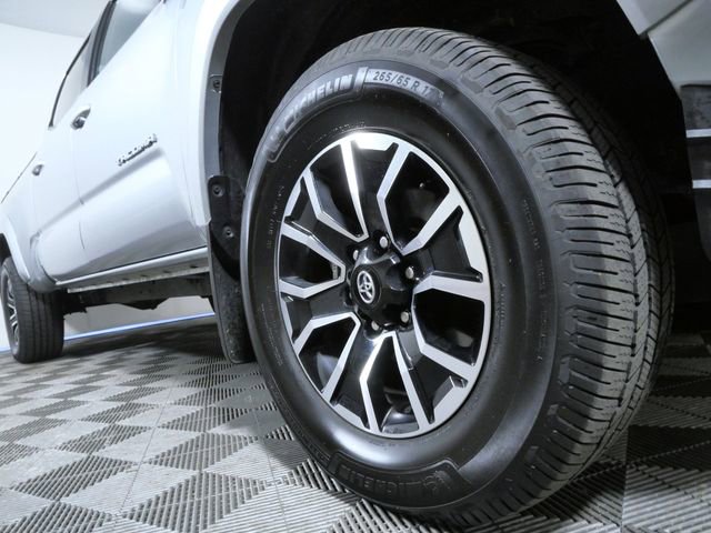 Used 2023 Toyota Tacoma TRD Sport w/ TRD Premium Sport Package AWD/4WD image 2