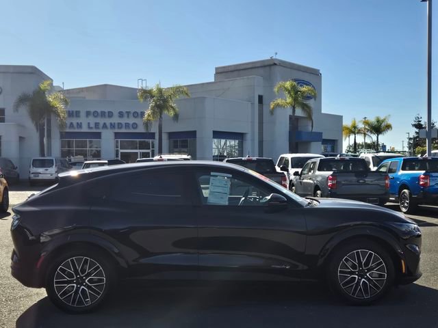 Certified 2025 Ford Mustang Mach-E Premium image 2