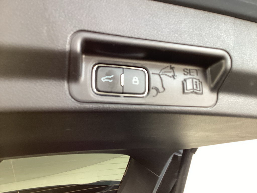 Certified 2025 Ford Explorer ST AWD/4WD image 37