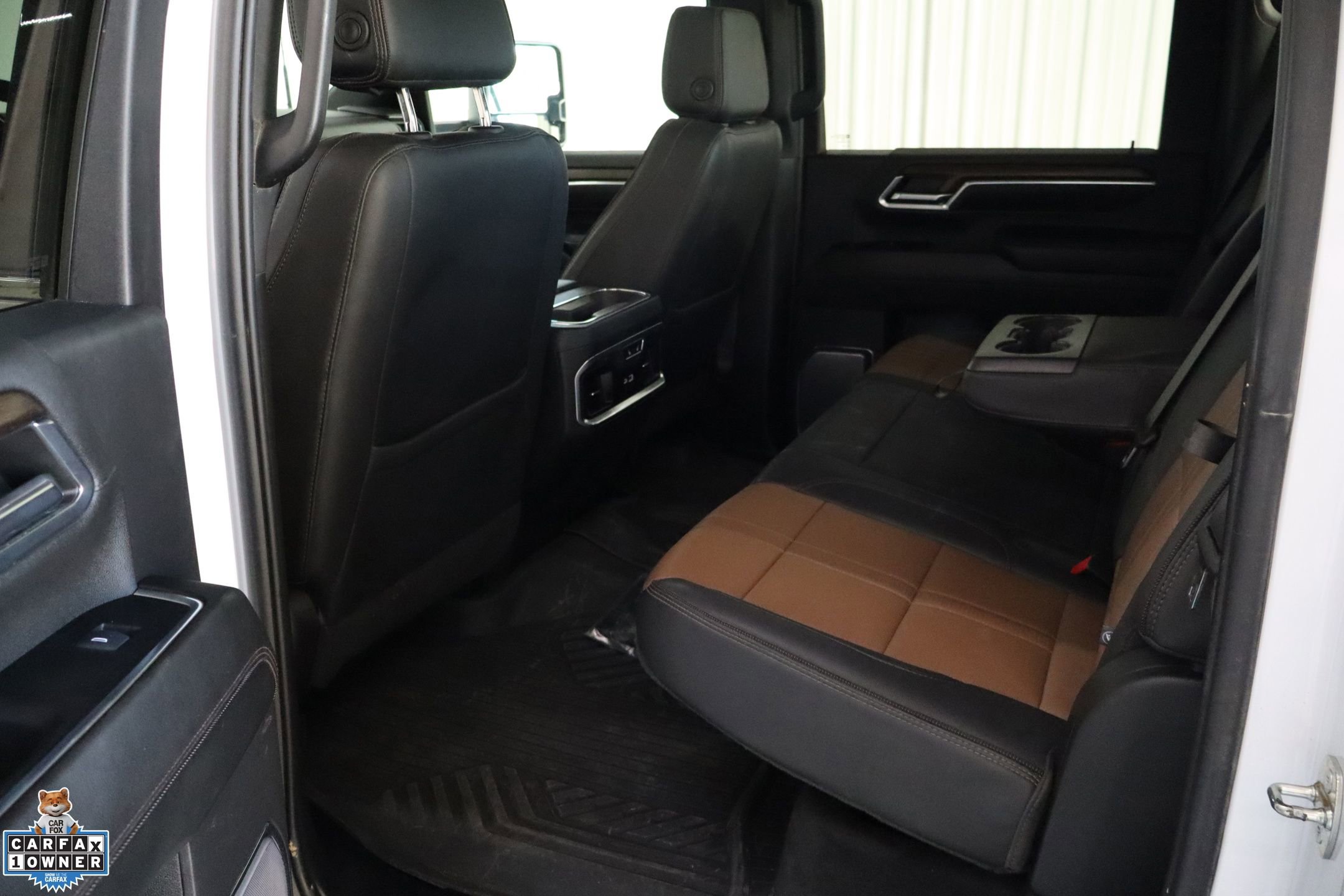 Used 2024 Chevrolet Silverado 3500 High Country w/ High Country Premium Package image 27