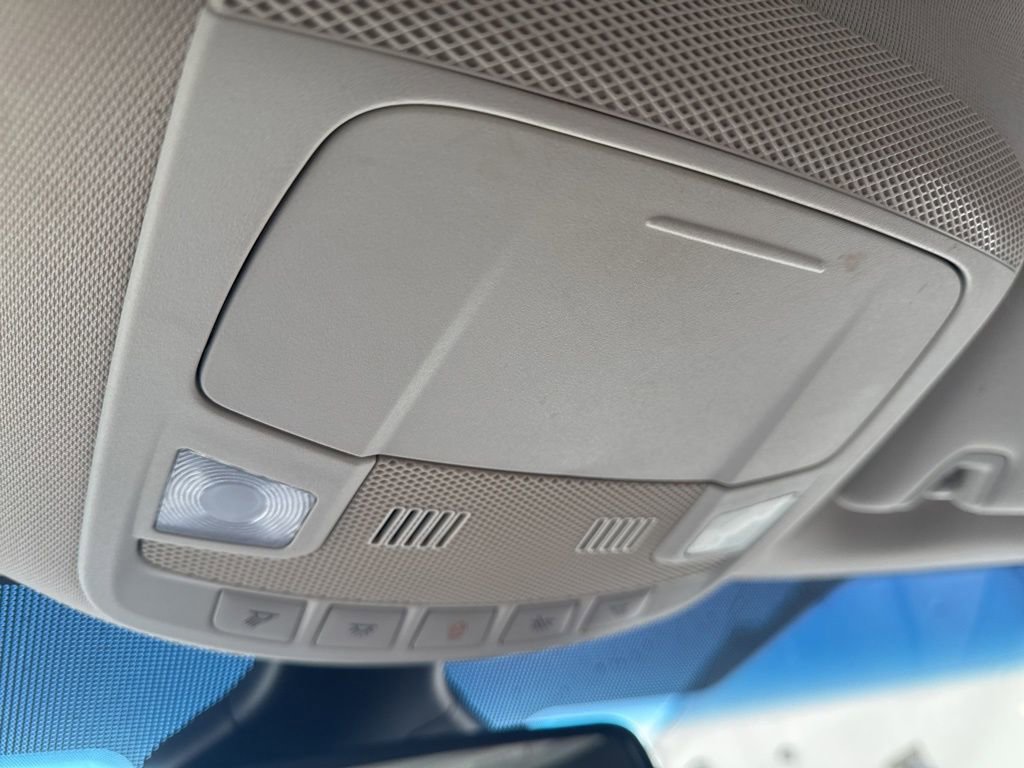 Certified 2019 Ford Edge SE image 20