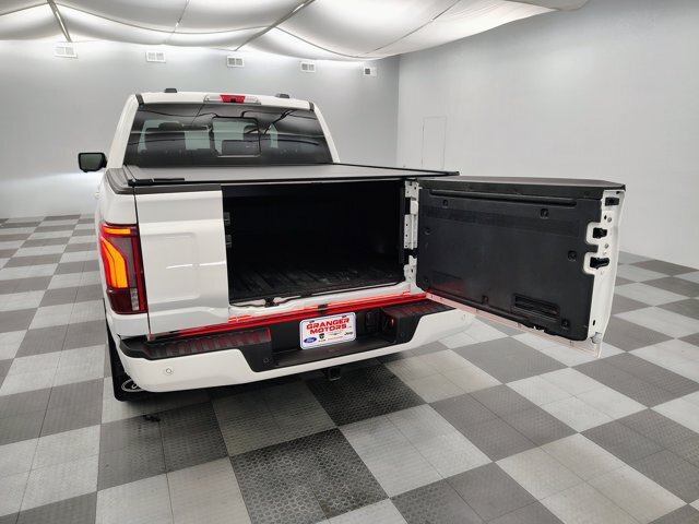 Certified 2025 Ford F150 Platinum w/ Equipment Group 702A High AWD/4WD image 23