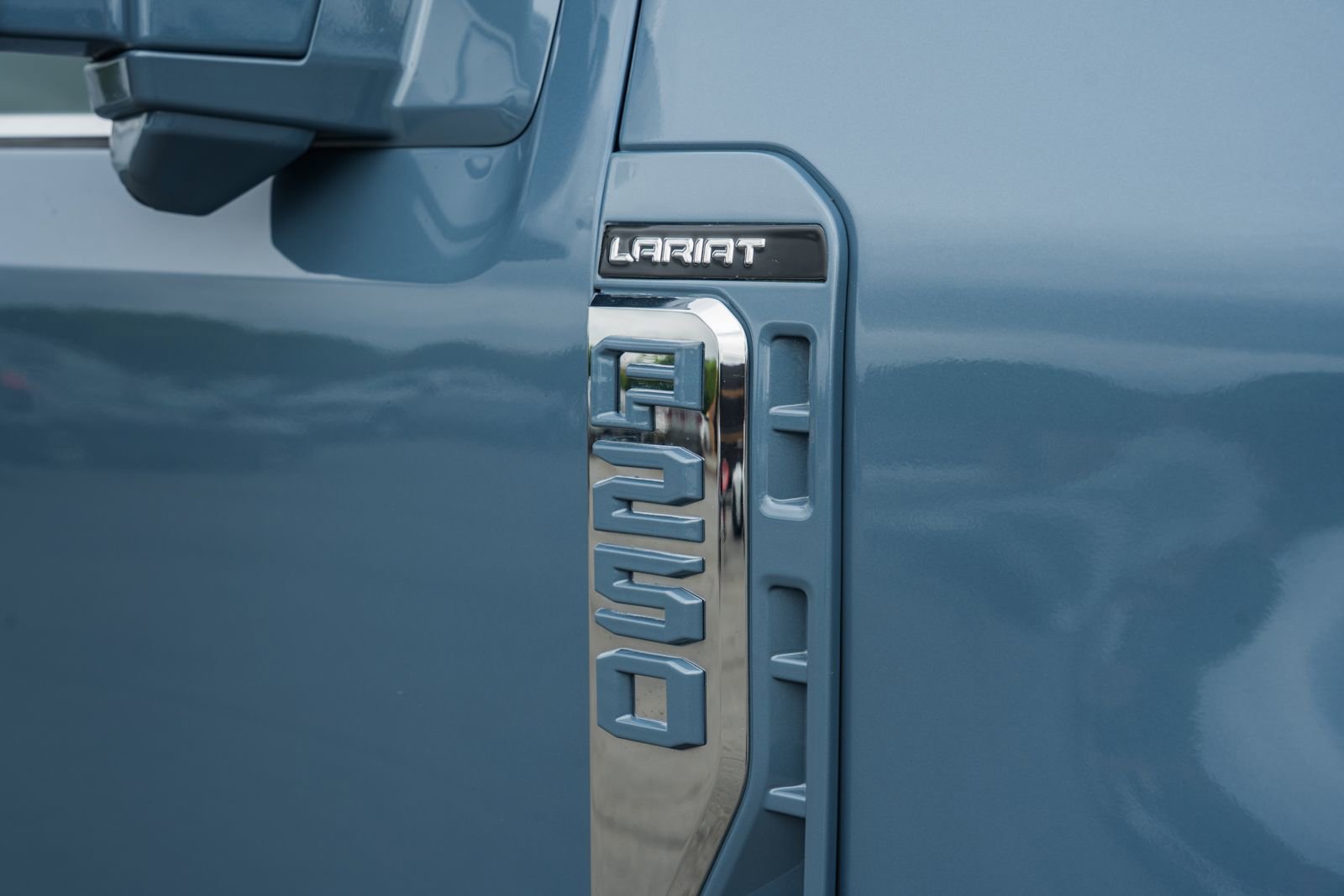 Certified 2023 Ford F250 Lariat w/ Lariat Ultimate Package AWD/4WD image 15