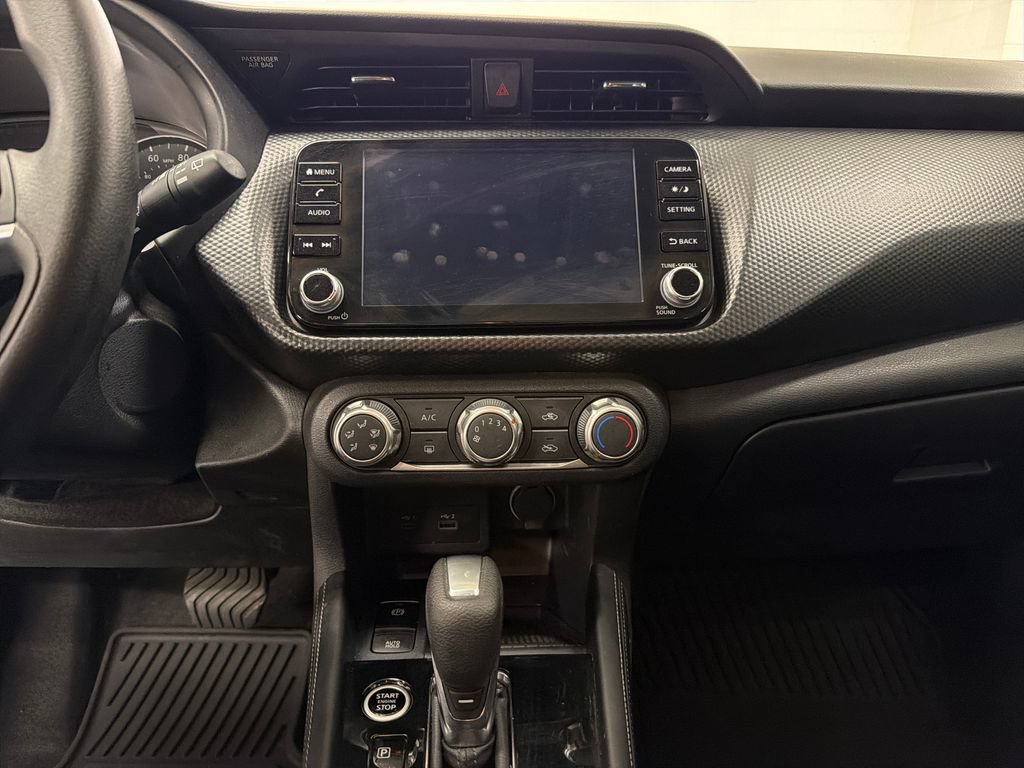 Used 2024 Nissan Kicks SV FWD image 22