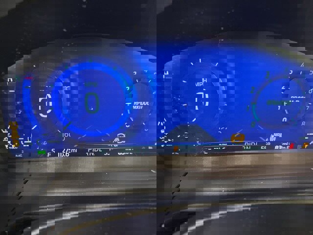 Certified 2022 Ford Escape Titanium w/ Class II Trailer Tow Package image 25