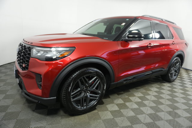 Certified 2025 Ford Explorer ST w/ Sun And Sound Package AWD/4WD image 7