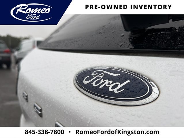 Certified 2022 Ford Escape SE w/ Cold Weather Package AWD/4WD image 31
