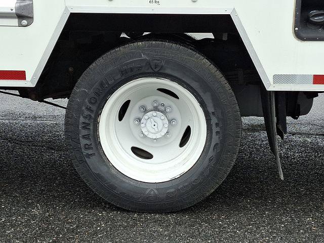 Certified 2022 Ford E-350 and Econoline 350 Super Duty RWD image 8