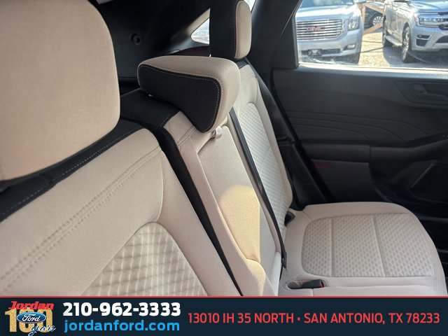 Certified 2022 Ford Escape SE w/ Convenience Package image 11
