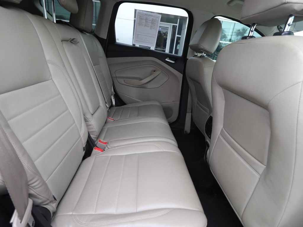 Certified 2017 Ford Escape SE FWD image 24