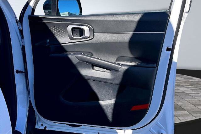 Used 2022 Kia Sorento S w/ Panoramic Sunroof Package image 26