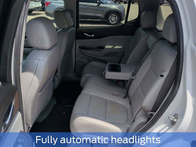 Used 2023 GMC Acadia SLT FWD image 12