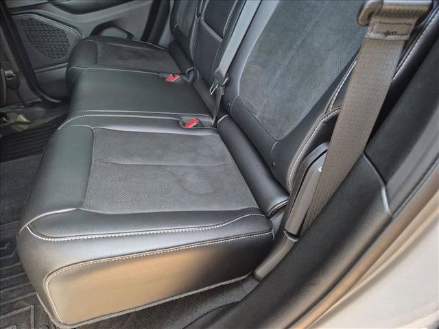 Used 2025 Jeep Grand Cherokee 4WD image 19