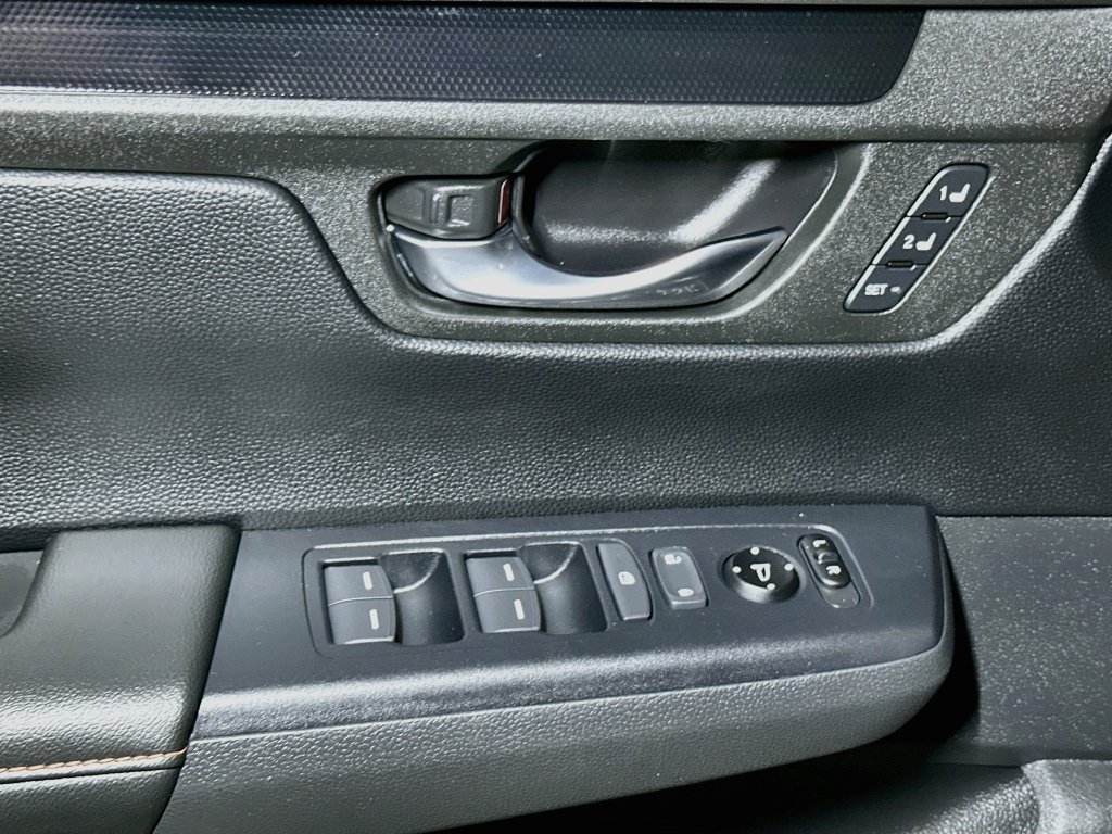 Used 2024 Honda CR-V Sport-L image 17