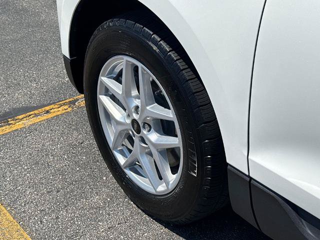 Certified 2024 Ford Edge SEL w/ Convenience Package AWD/4WD image 17