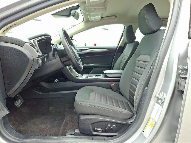 Certified 2020 Ford Fusion SE FWD image 13