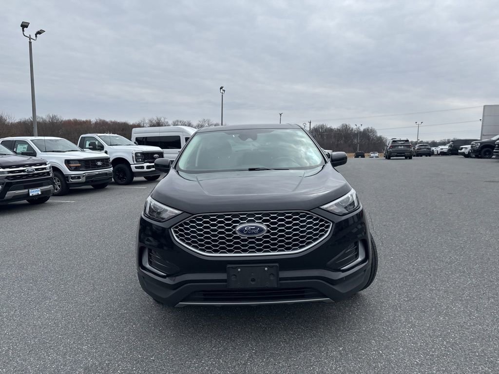 Certified 2023 Ford Edge SEL image 2