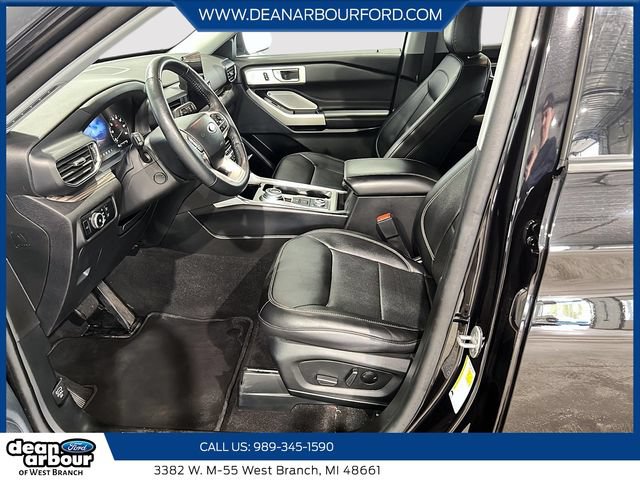 Certified 2023 Ford Explorer Limited w/ Limited Technology Package AWD/4WD image 9