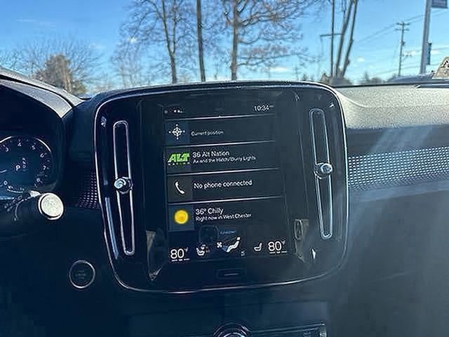 Used 2022 Volvo XC40 T5 R-Design w/ Advanced Package image 30