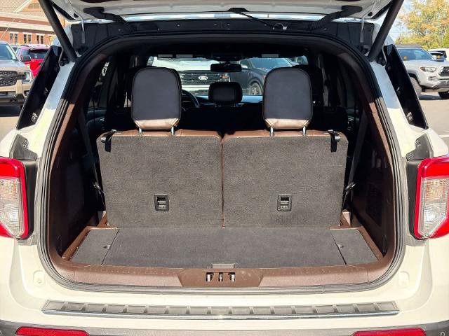Certified 2022 Ford Explorer King Ranch w/ Premium Technology Package AWD/4WD image 36