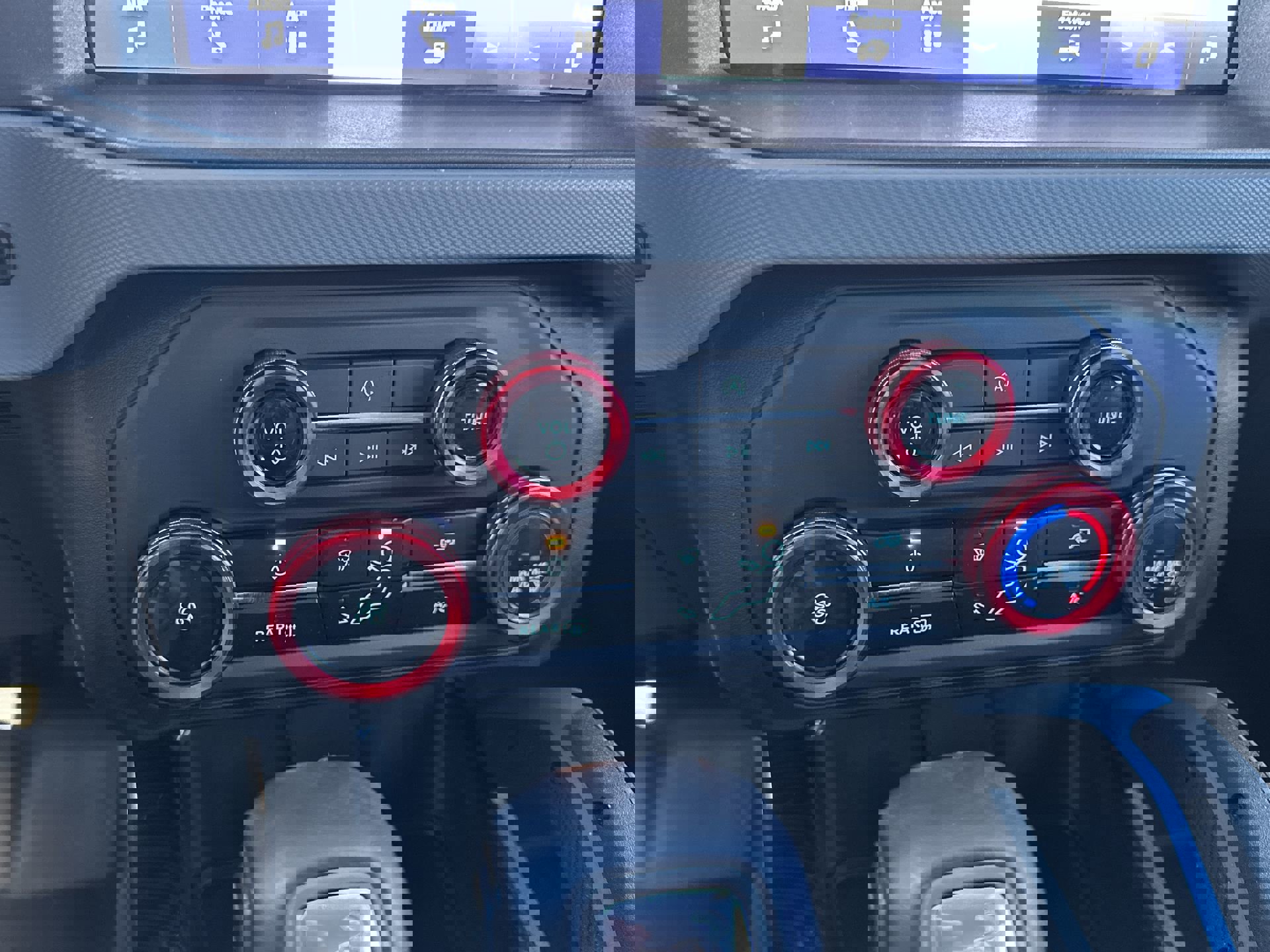 Certified 2024 Ford Bronco Black Diamond image 56