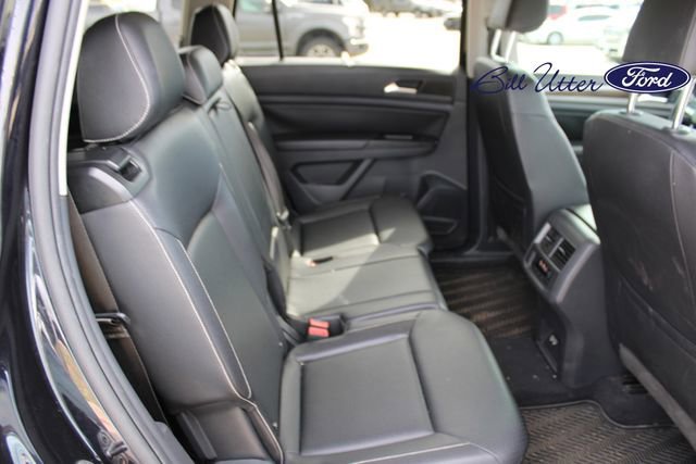 Used 2021 Volkswagen Atlas SE w/ Panoramic Sunroof Package image 12